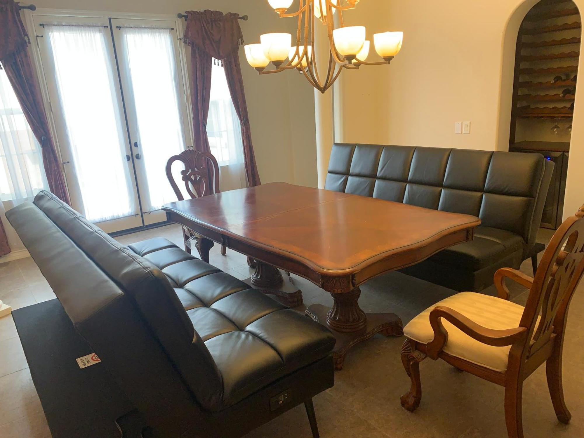 Luxhome Suites N Villa Riverside Ngoại thất bức ảnh